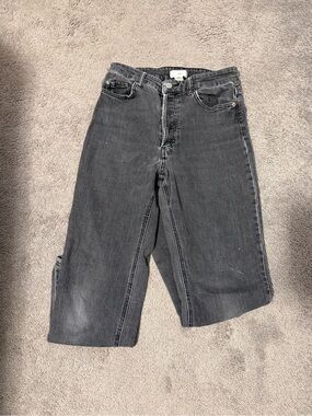 Women’s Black Straight-Leg Jeans